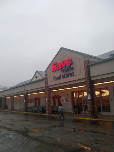 Grocery Store «Save-A-Lot», reviews and photos, 1721 Markley St, Norristown, PA 19401, USA