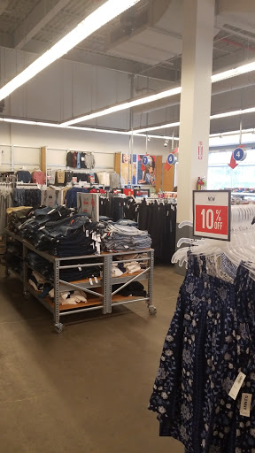 Clothing Store «Old Navy», reviews and photos, 13915 20th Ave, College Point, NY 11356, USA