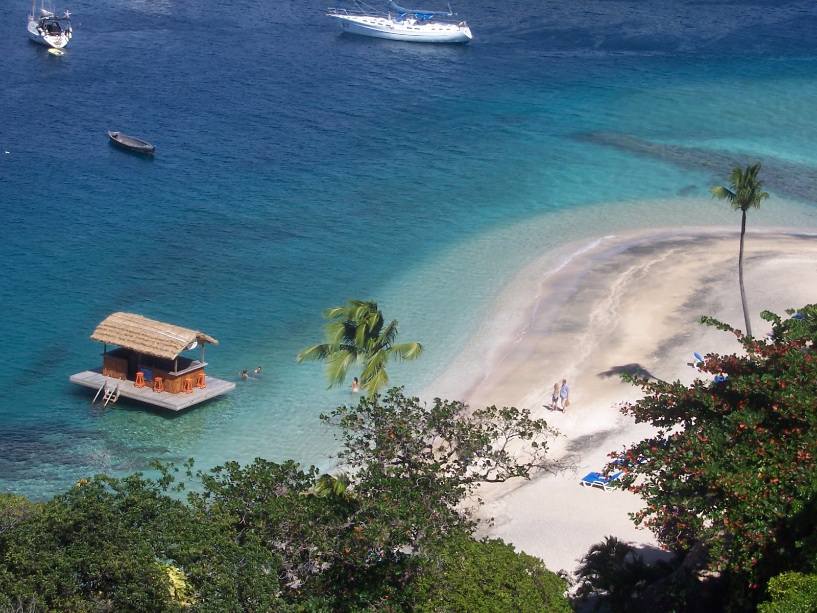 Foto di Young Island beach ubicato in zona naturale