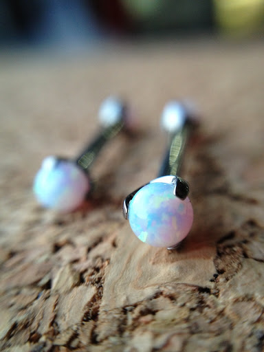 Tattoo Shop «Wingnut Tattoo & Piercing Studio», reviews and photos, 2022 N Ferry St #1201, Anoka, MN 55303, USA