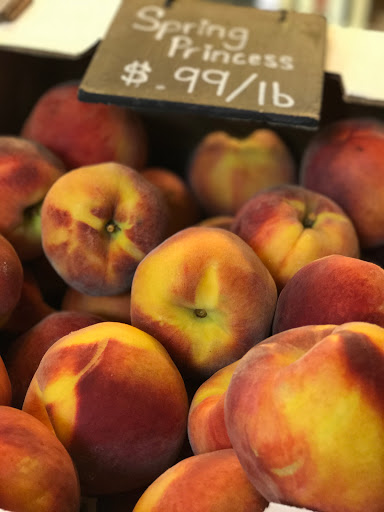 Produce Market «Washington Fruit Place At Barrett Orchards», reviews and photos, 1209 Pecks Canyon Rd, Yakima, WA 98908, USA