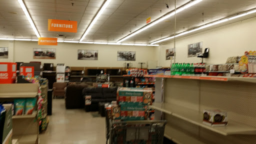 Discount Store «Big Lots», reviews and photos, 11 Robert Smalls Pkwy, Beaufort, SC 29903, USA