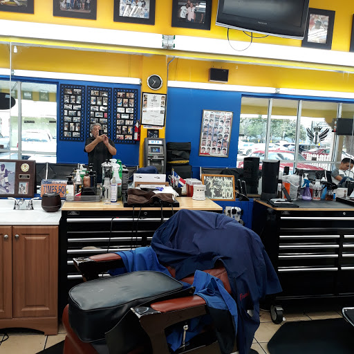Barber Shop «Latin American Barber Shop Inc», reviews and photos, 118 Pierce Christie Dr, Valrico, FL 33594, USA