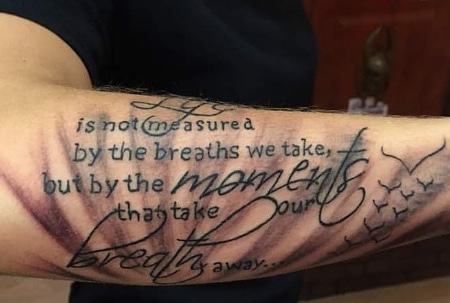 Find hand tattoo ideas for women for your next unique tattoo in Hialeah at Allstar Tattoo & Body piercing