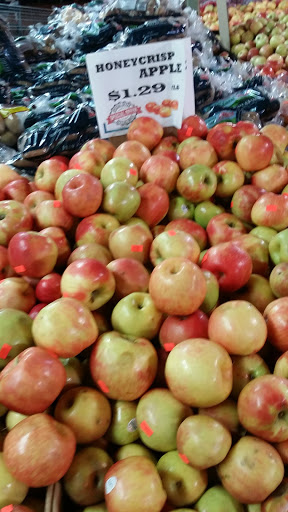 Produce Market «Golden Farm Market», reviews and photos, 6902 U.S. 9, Howell, NJ 07731, USA