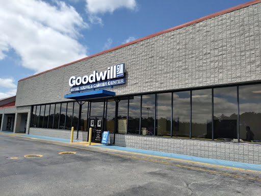 Thrift Store «Goodwill», reviews and photos, 228 Bullsboro Dr, Newnan, GA 30263, USA