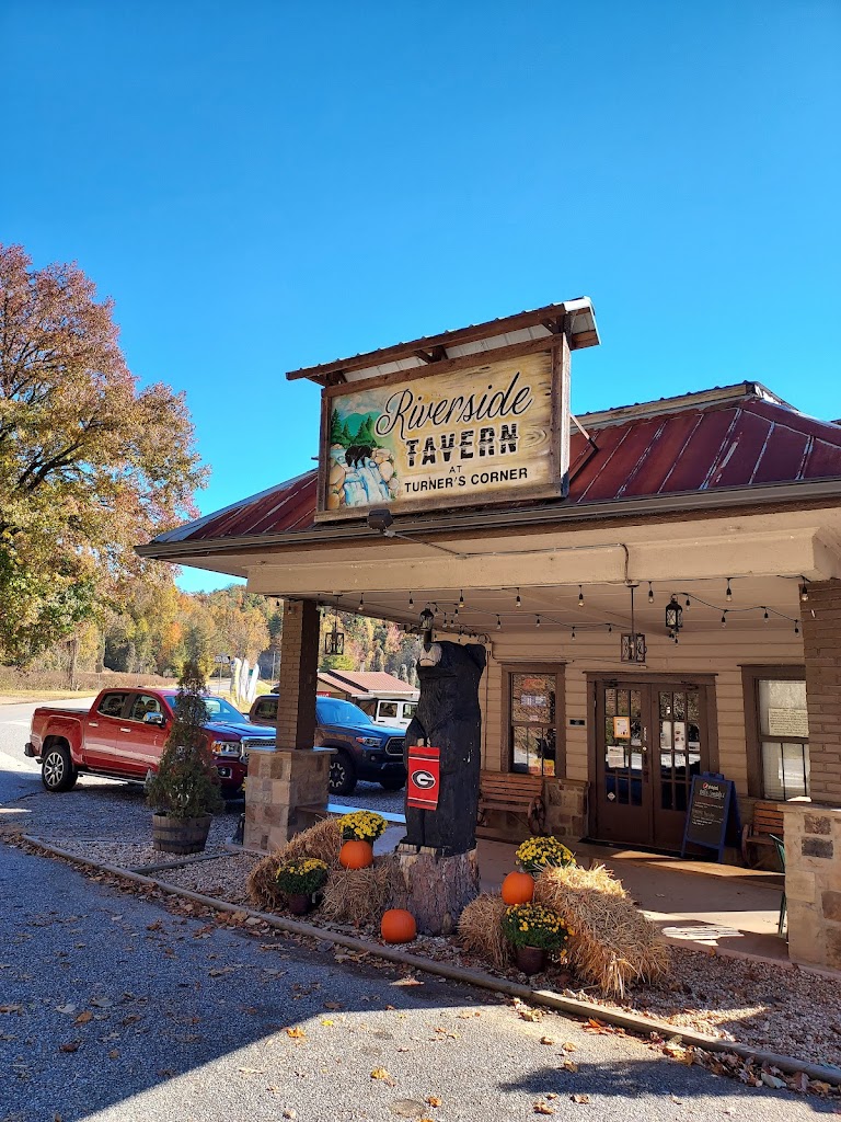 Riverside Tavern at Turners Corner 30528