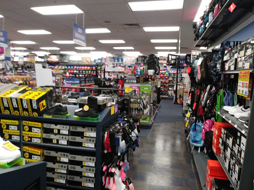 Sporting Goods Store «Big 5 Sporting Goods», reviews and photos, 11975 SW Canyon Rd, Beaverton, OR 97005, USA