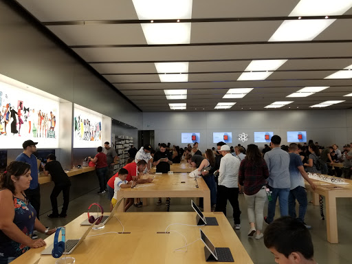 Computer Store «Apple Los Cerritos», reviews and photos, 242 Los Cerritos Center, Cerritos, CA 90703, USA