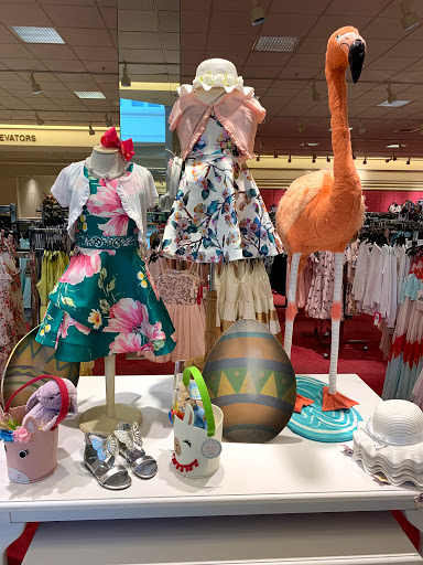 Department Store «Von Maur», reviews and photos, 10010 California St, Omaha, NE 68114, USA