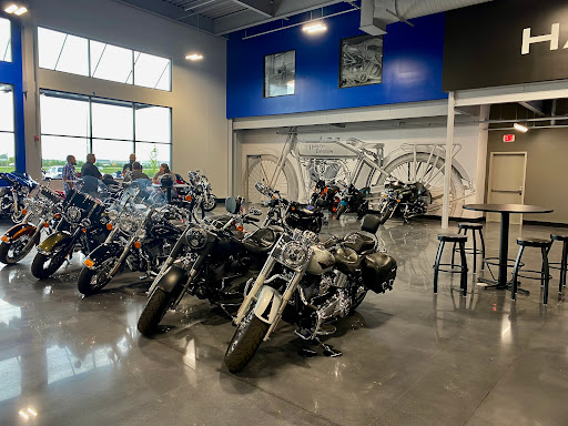 Harley-Davidson Dealer «Queen City Harley-Davidson», reviews and photos, 5960 Dixie Hwy, Fairfield, OH 45014, USA