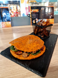 Hamburger du Restaurant créole Luxury Bokit à Fort-de-France - n°4