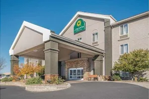 La Quinta Inn & Suites by Wyndham Moscow Pullman image