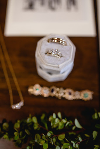 Jewelry Store «Hannon Jewelers», reviews and photos, 8430 Bluebonnet Blvd, Baton Rouge, LA 70810, USA