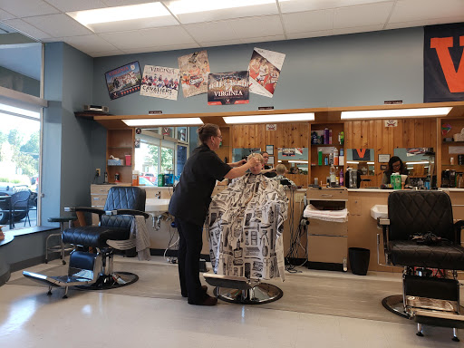 Shopping Mall «Barracks Rd Shopping Center», reviews and photos, 1117 Emmet St N, Charlottesville, VA 22903, USA