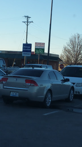 Grocery Store «Kroger», reviews and photos, 1300 Anderson County Ems Rd, Lawrenceburg, KY 40342, USA