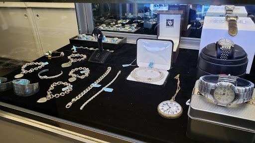 Pawn Shop «Just Pawn Inc», reviews and photos, 4509 N Sheridan Rd, Chicago, IL 60640, USA