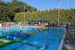 Shorewood Hills Pool image