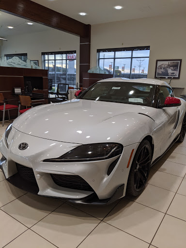 Toyota Dealer «Doxon Toyota of Auburn», reviews and photos, 3405 Auburn Way N, Auburn, WA 98002, USA