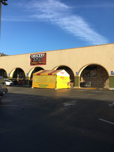 Grocery Store «Grocery Outlet Bargain Market», reviews and photos, 12010 San Pablo Ave, Richmond, CA 94805, USA