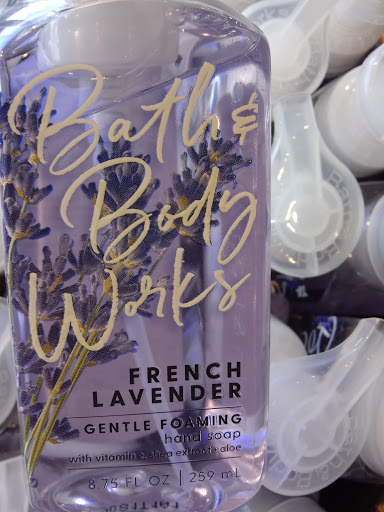 Beauty Supply Store «Bath & Body Works», reviews and photos, 2615 Medical Center Pkwy, Murfreesboro, TN 37129, USA