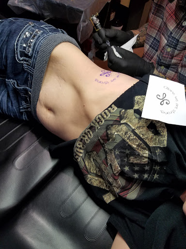 Body Piercing Shop «Black Lotus Custom Tattoos & Body Piercing», reviews and photos, N5006 State Rd 35, Onalaska, WI 54650, USA