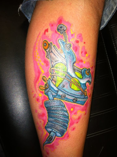 Tattoo Shop «Righteous Tattoo», reviews and photos, 2371 Manchester Rd, Akron, OH 44314, USA