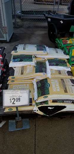 Home Improvement Store «Tractor Supply Co.», reviews and photos, 1714 N Main St, Shelbyville, TN 37160, USA