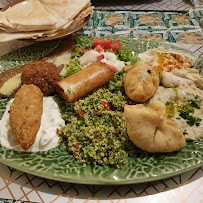 Falafel du Restaurant libanais Le plateau de mezzé à Vienne - n°11