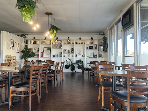 8th Haus Cafe