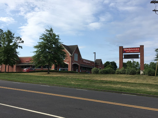 Drug Store «Walgreens», reviews and photos, 2920 Berlin Turnpike, Newington, CT 06111, USA
