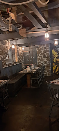 Atmosphère du Restaurant de grillades à l'américaine Old Wild West à La Valette-du-Var - n°16