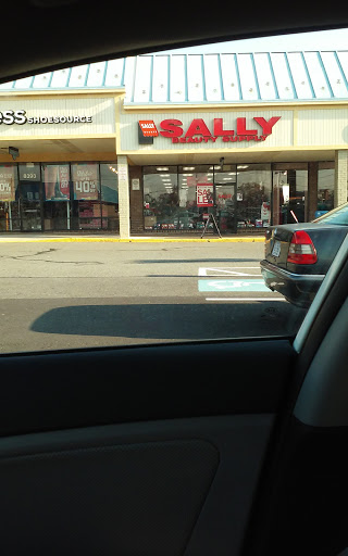 Sally Beauty, 8395 Sudley Rd, Manassas, VA 20109, USA, 