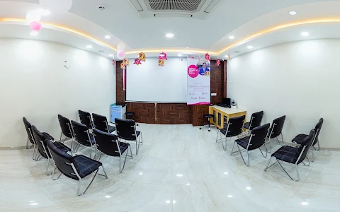 Indira IVF Fertility Centre image