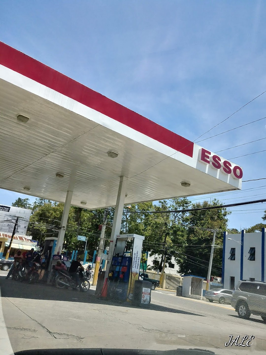 Gasolinera Esso