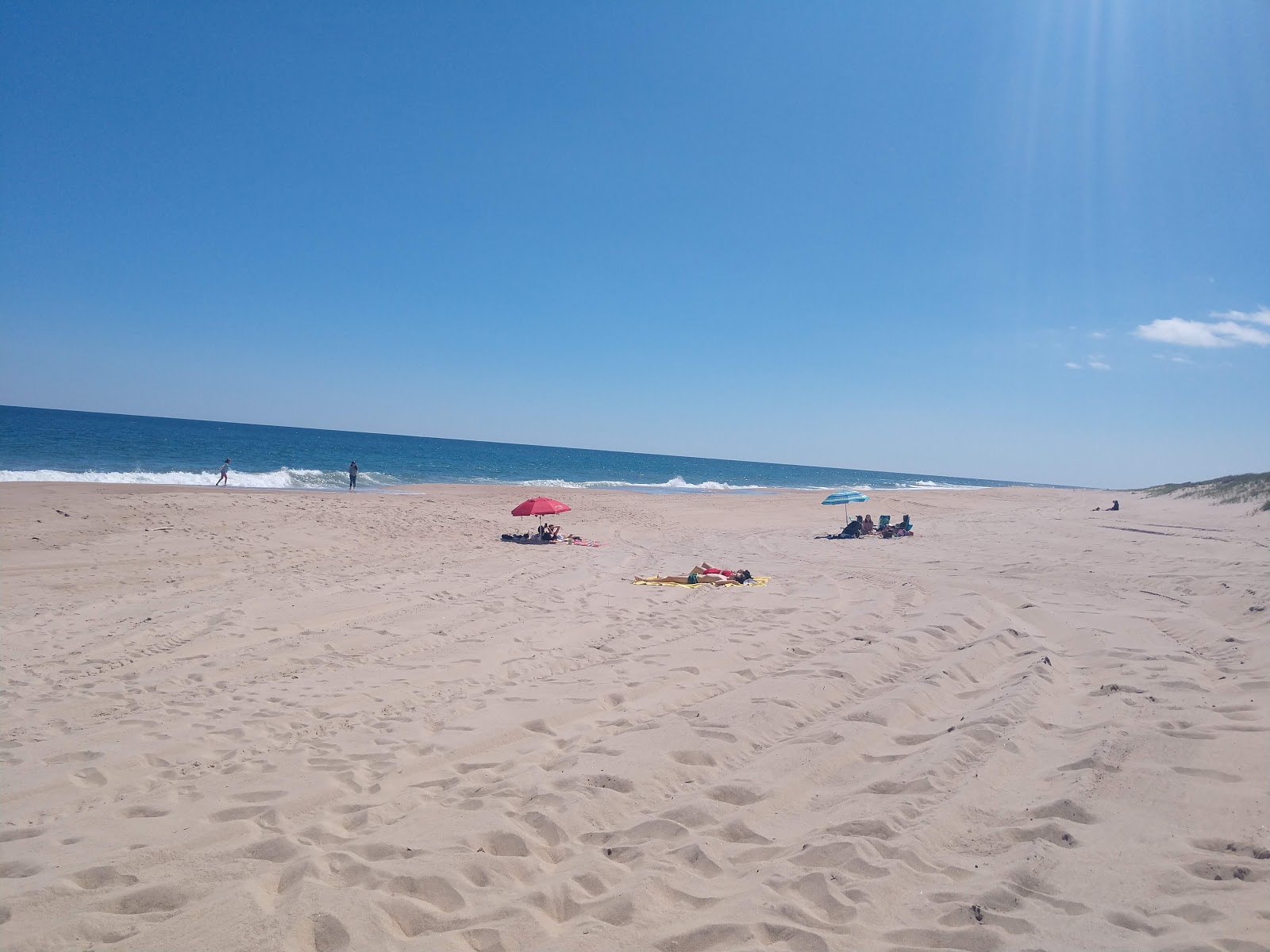Napeague Ocean Beach的照片 带有宽敞的海岸