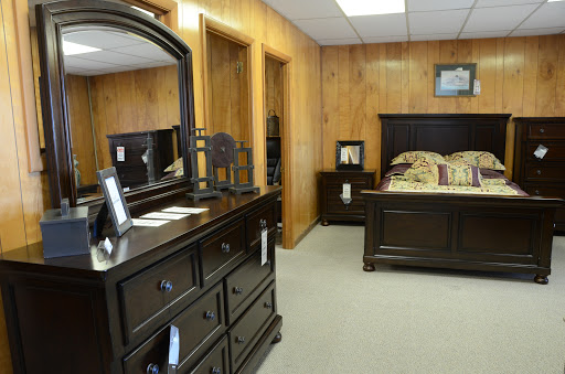 Furniture Store «Paul L Reed Furniture Co», reviews and photos, 125 N Cannon St, Woodbury, TN 37190, USA