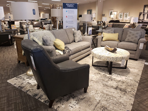 Furniture Store «La-Z-Boy», reviews and photos, 2647 N Elston Ave, Chicago, IL 60647, USA