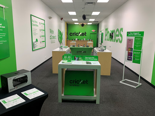 Cell Phone Store «Cricket Wireless Authorized Retailer», reviews and photos, 620 E Hwy 50, Clermont, FL 34711, USA