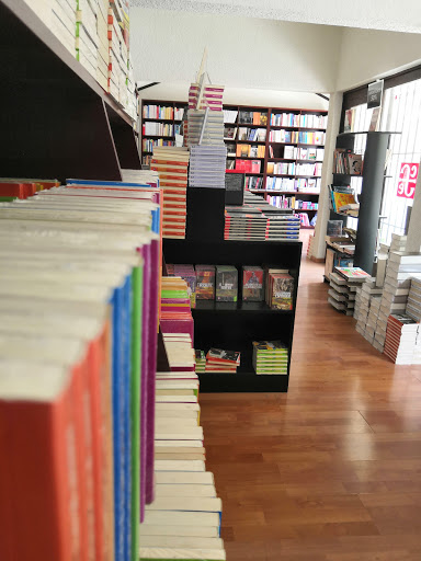 LIBRERIA EFRAIN HUERTA