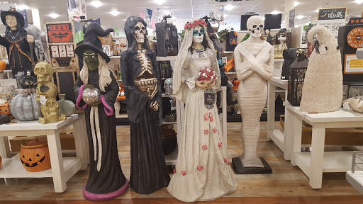 Department Store «Marshalls & HomeGoods», reviews and photos, 731 Centerview Blvd, Kissimmee, FL 34741, USA