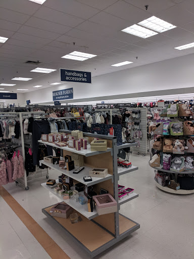 Department Store «Marshalls», reviews and photos, 3850 Mystic Valley Pkwy, Medford, MA 02155, USA