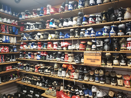 Sporting Goods Store «Play It Again Sports», reviews and photos, 8003 W Broad St, Richmond, VA 23294, USA