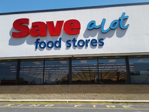 Grocery Store «Save-A-Lot», reviews and photos, 803 Blackwood Clementon Rd, Lindenwold, NJ 08021, USA