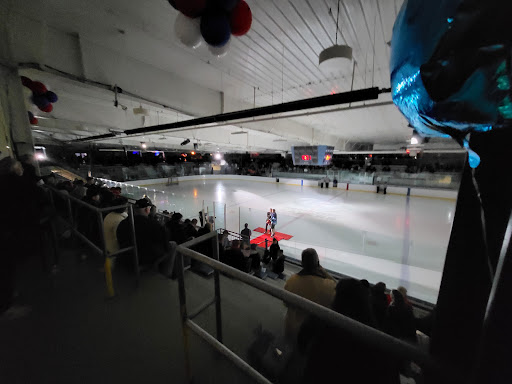 Ice Skating Rink «The Edge Ice Arena», reviews and photos, 735 E Jefferson St, Bensenville, IL 60106, USA