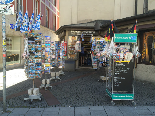Kiosk & Souvenir Shop