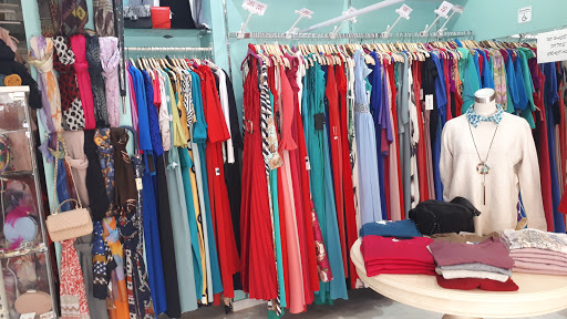 Comprar ropa de mujer en Jerez de la Frontera de 2024