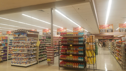 Grocery Store «Strack & VanTil Food Market», reviews and photos, 2168 W US Hwy 30, Valparaiso, IN 46385, USA