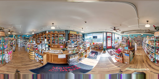 Liquor Store «Westmoreland Liquor Store», reviews and photos, 7207 SE Milwaukie Ave, Portland, OR 97202, USA