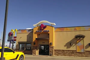 Taco Bell image